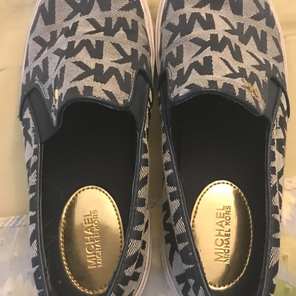 MICHAEL KORS Women's Keaton Slip-On Signature Logo Sneakers Navy Blue, SIZE 6